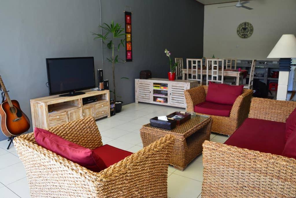Villa Eden Seminyak ภายนอก รูปภาพ